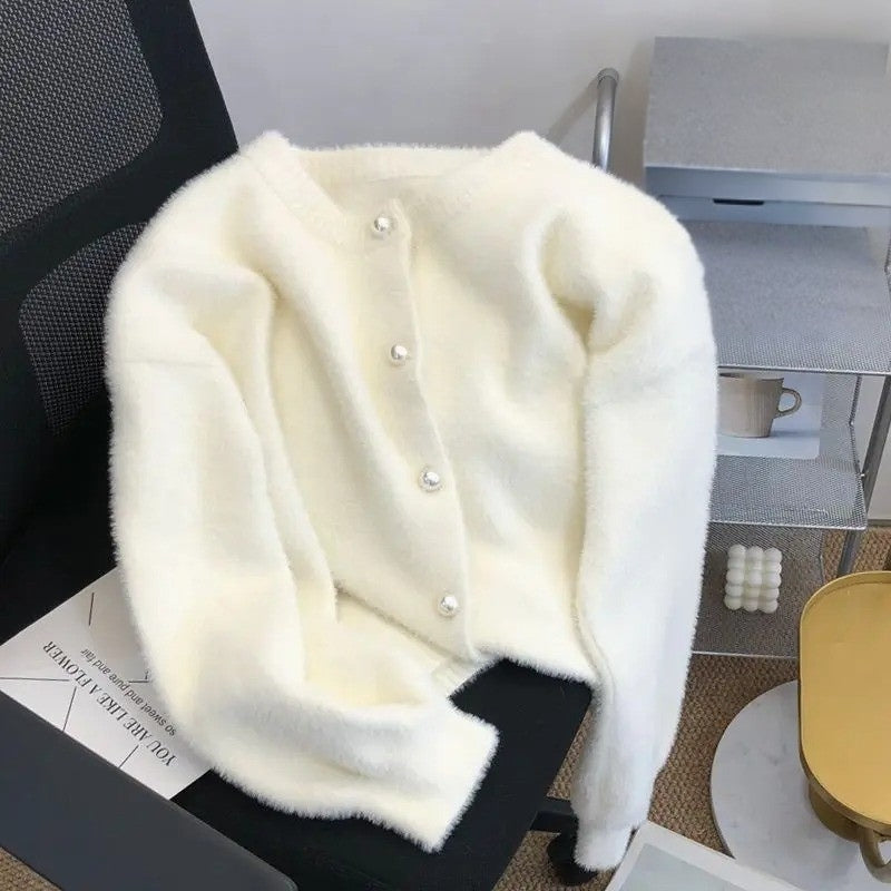 The Knitted Women's Cardigan with Round Neck - Sophie - Image 1
