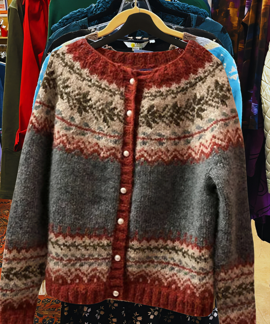 Classic Sweater for Every Season - Elisette