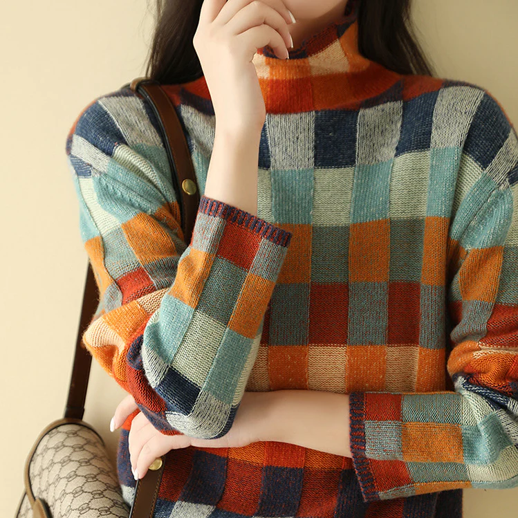 Luxury Cashmere Turtleneck - Aurora - Image 4
